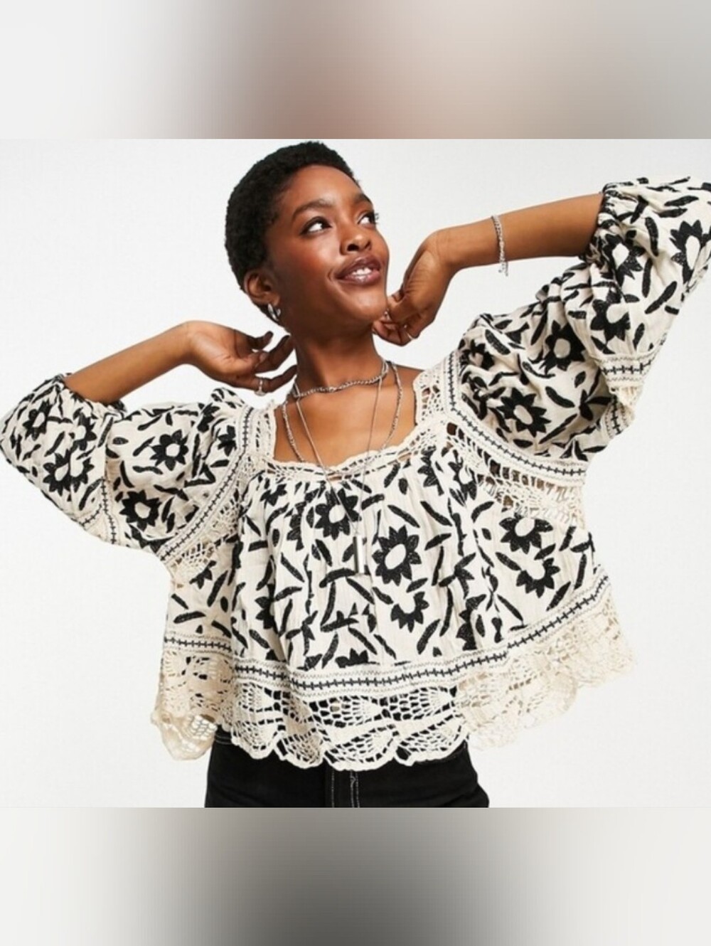 XS Free People Soleil Embroidered Top